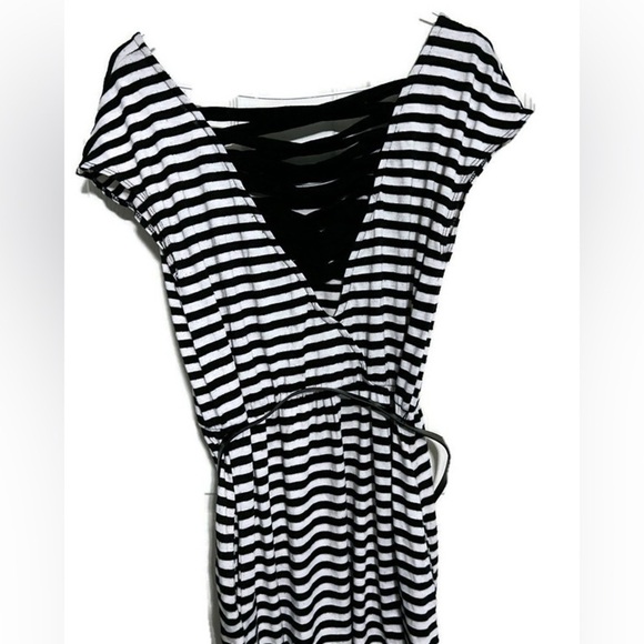 Auw Stripped Dress w/ Belt (jr m) - Picture 2 of 7